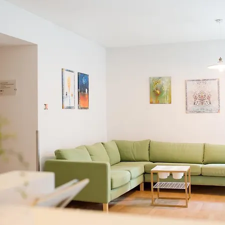 Hotel Essentis Ecohotel 4*