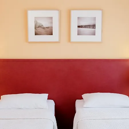 Hotel Essentis Ecohotel 4*